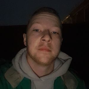 Meet your Posher, Derek